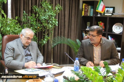 استاندار مازندران در اولین جلسه کمیته استانی هیأت امنای دانشگاه فرهنگیان مازندران 
دانشگاه فرهنگیان یک دانشگاه راهبردی و عملیاتی است. دانشگاه فرهنگیان تحول آفرین است