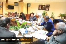 استاندار مازندران در اولین جلسه کمیته استانی هیأت امنای دانشگاه فرهنگیان مازندران 
دانشگاه فرهنگیان یک دانشگاه راهبردی و عملیاتی است. دانشگاه فرهنگیان تحول آفرین است
 3