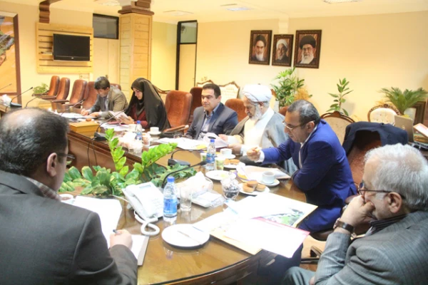 استاندار مازندران در اولین جلسه کمیته استانی هیأت امنای دانشگاه فرهنگیان مازندران 
دانشگاه فرهنگیان یک دانشگاه راهبردی و عملیاتی است. دانشگاه فرهنگیان تحول آفرین است
 3