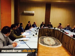 دکتر قنبری روز سه شنبه مورخه 94/12/11 مهمان دانشجو معلمان پردیس های صدیقه طاهره(س) ودکتر شریعتی مازندران بودند. 2