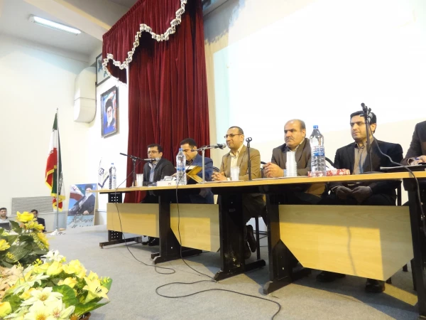 نشست صمیمی مدیر کل محترم آموزش و پرورش استان مازندران و معاونین محترم با دانشجو معلمان پردیس دکتر شریعتی مازندران 4