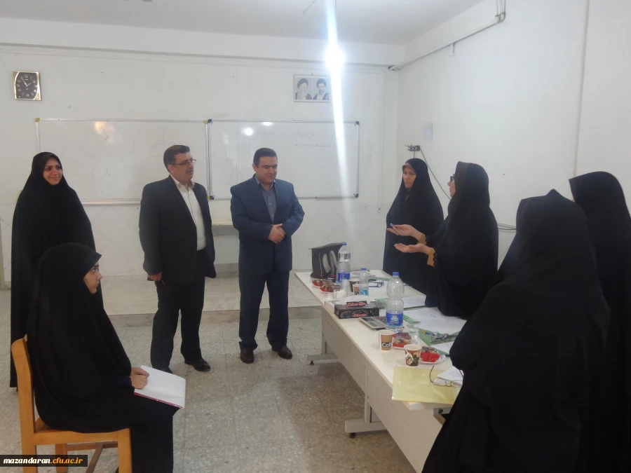 بازدید جناب  آقای  دکتر قنبری معاونت محترم پژوهش وبرنامه ریزی اداره کل آموزش وپرورش استان از مصاحبه داوطلبان ورود به دانشگاه فرهنگیان مازندران 7