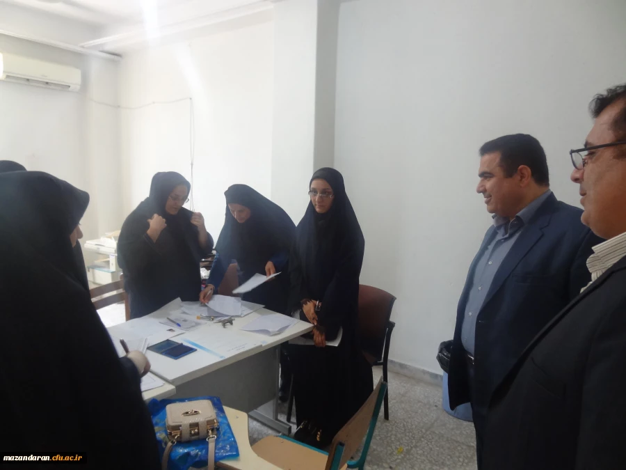 بازدید جناب  آقای  دکتر قنبری معاونت محترم پژوهش وبرنامه ریزی اداره کل آموزش وپرورش استان از مصاحبه داوطلبان ورود به دانشگاه فرهنگیان مازندران 5