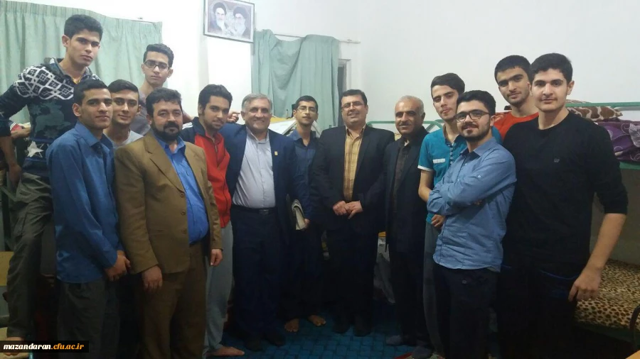 نشست صمیمی دکترقنبری عدیوی معاون محترم دانشجویی دانشگاه فرهنگیان با دانشجو معلمان 2