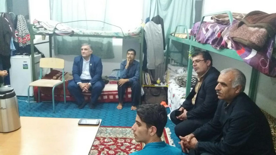 نشست صمیمی دکترقنبری عدیوی معاون محترم دانشجویی دانشگاه فرهنگیان با دانشجو معلمان 3