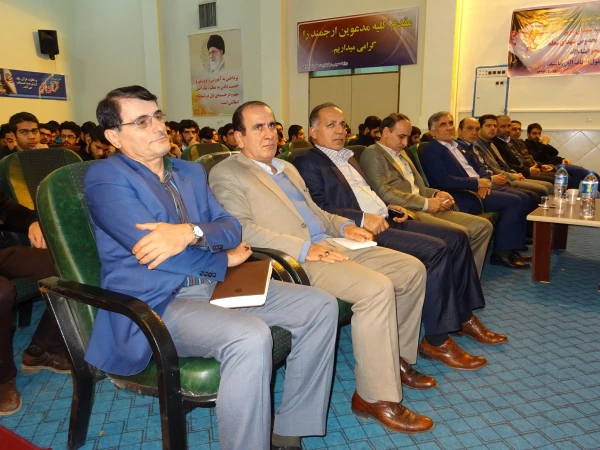 دکتر قنبری معاون دانشجویی دانشگاه فرهنگیان درمراسم روز دانشجو در پردیس دکترشریعتی ساری: 7