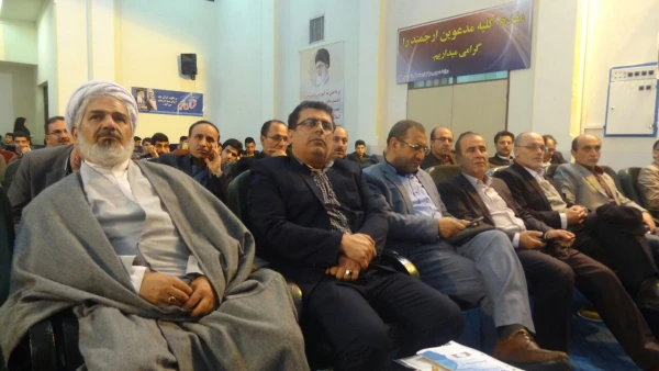 دکتر ساکی معاون پژوهشی و فن آوری دانشگاه فرهنگیان در پردیس دکتر شریعتی مازندران 3