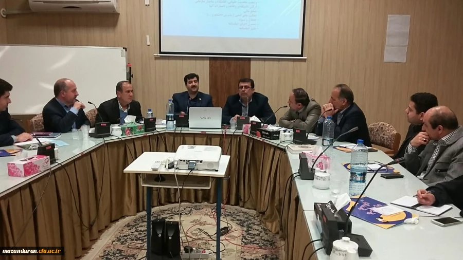 آغاز دوره یک روزه آموزش مبانی حقوقی ویژه مدیران منطقه 8 دانشگاه فرهنگیان ( استانهای مازندران ، گیلان و گلستان) 2