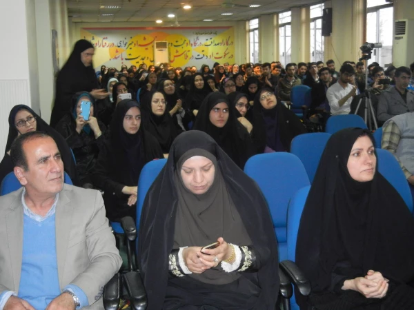 همایش تجلیل وتقدیر از دانشجویان برتر دانشگاه فرهنگیان مازندران 10