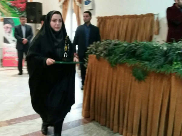 با حضور دکتر فلاح جلودار استاندار مازندران از دانشجو معلمان  برگزیده پرسش مهر دانشگاه فرهنگیان مازندران تجلیل شد. 7