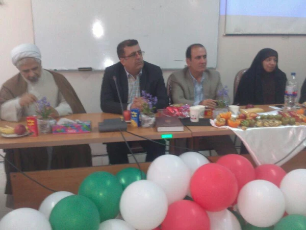 در مرکز حضرت فاطمه (س) قائم شهر برگزار شد:
آیین تجلیل از خانم های عضو هیات علمی و غیر هیات علمی دانشگاه فرهنگیان به مناسبت میلاد باسعادت حضرت زهرا (س) 2