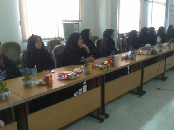 در مرکز حضرت فاطمه (س) قائم شهر برگزار شد:
آیین تجلیل از خانم های عضو هیات علمی و غیر هیات علمی دانشگاه فرهنگیان به مناسبت میلاد باسعادت حضرت زهرا (س) 4