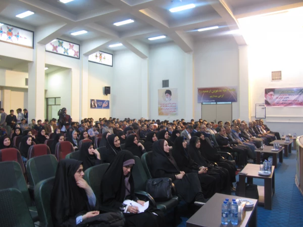 مراسم تجلیل از ، اساتید و دانشجویان برتر دانشگاه فرهنگیان  استان مازندران به مناسبت هفته آموزش 11