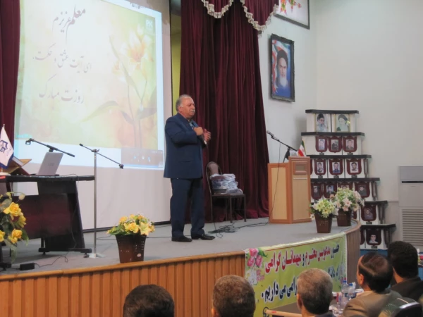 مراسم تجلیل از ، اساتید و دانشجویان برتر دانشگاه فرهنگیان  استان مازندران به مناسبت هفته آموزش 8