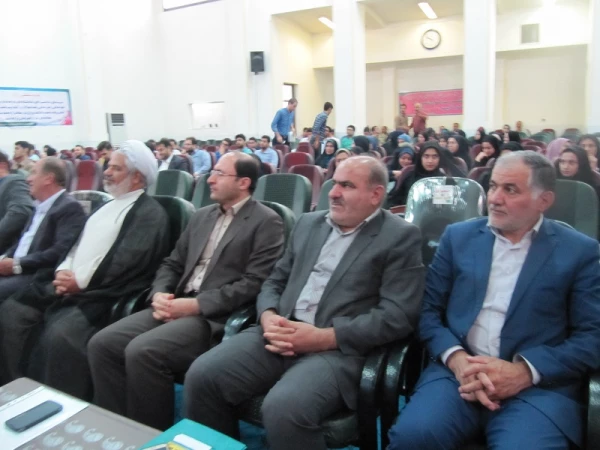 برگزاری اولین همایش دانش آموختگان سال تحصیلی 95 ودومین همایش مدیران مدارس میزبان دانش آموختگان دانشگاه فرهنگیان مازندران  4