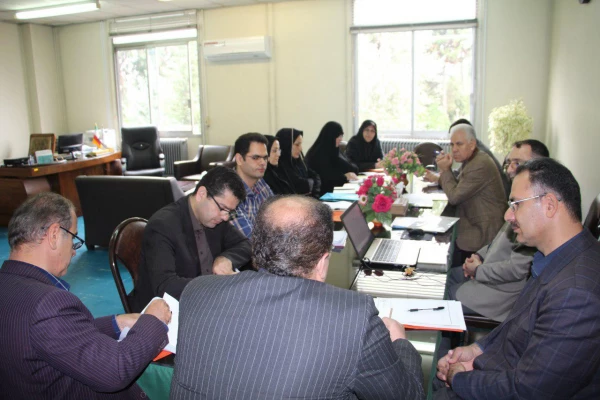 جلسه کارشناسان آموزش  7