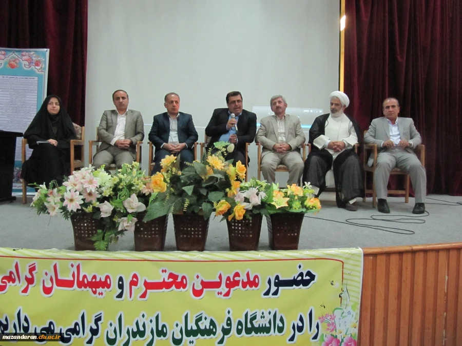 دکتر کیانی در آئین استقبال از دانشجو معلمان ورودی ۹۶ مطرح کرد:  2