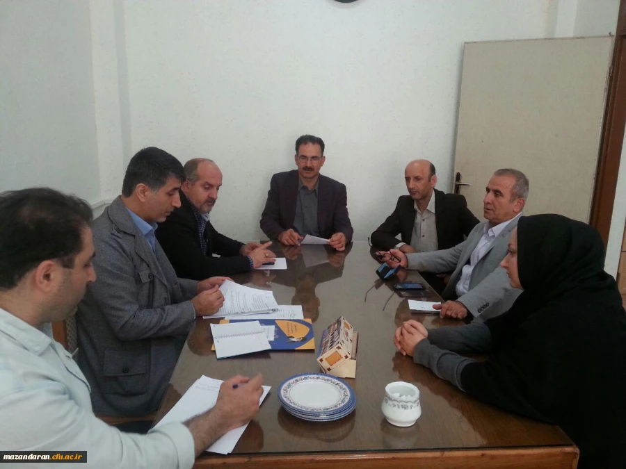 گزارش نشست تخصصی با اساتید راهنما ورابطین جشنواره دست ساخته ای دانشجویی در پردیس ها ومراکزآموزش عالی مازندران 2