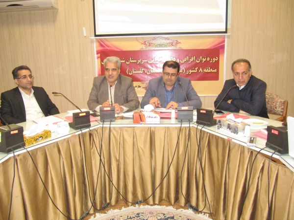 دوره بالندگی حرفه ای سرپرستان سراهای دانشجویی منطقه هشت دانشگاه فرهنگیان  2