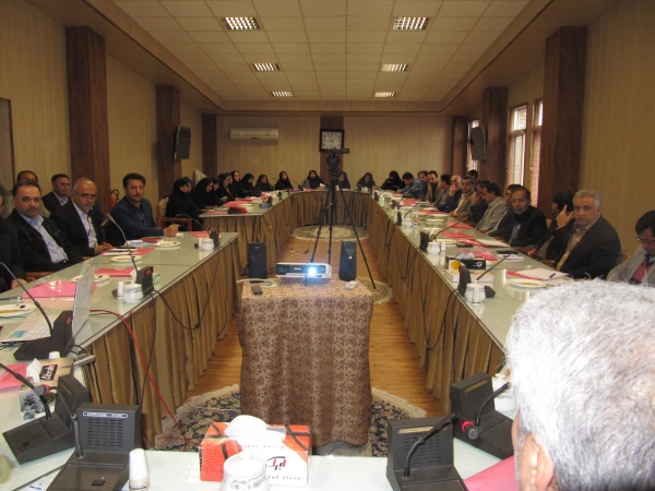 دوره بالندگی حرفه ای سرپرستان سراهای دانشجویی منطقه هشت دانشگاه فرهنگیان  3