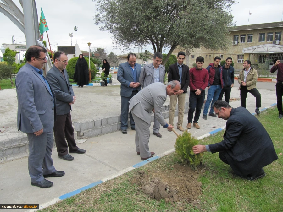 برگزاری مراسم نمادین روز درختکاری در دانشگا ه فرهنگیان مازندران  2