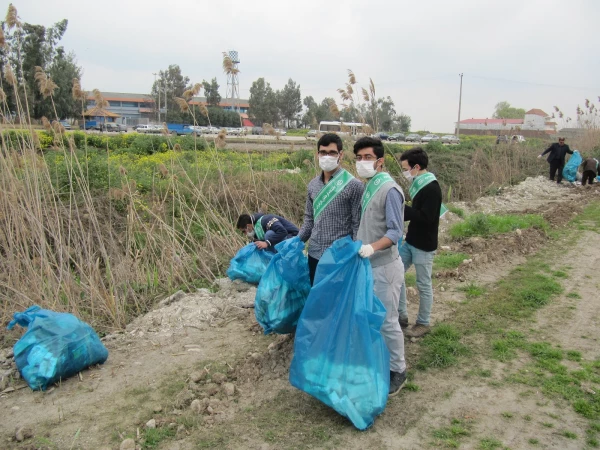 برگزاری مراسم نمادین   پاکسازی مسیر دانشگاه تا دانشگاه 6