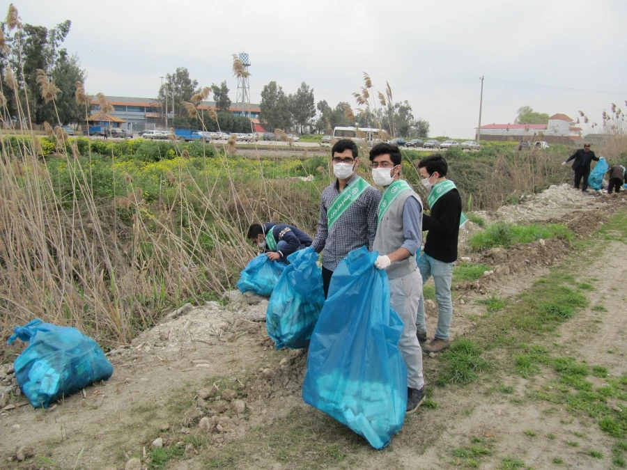 برگزاری مراسم نمادین   پاکسازی مسیر دانشگاه تا دانشگاه 6