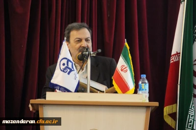 معاون  محترم وزارت آموزش و پرورش  بیان داشتند آموزش زبان انگلیسی در شکل گیری هویت جهانی مهم است