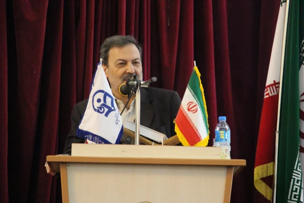 معاون  محترم وزارت آموزش و پرورش : بیان داشتند آموزش زبان انگلیسی در شکل گیری هویت جهانی مهم است   2