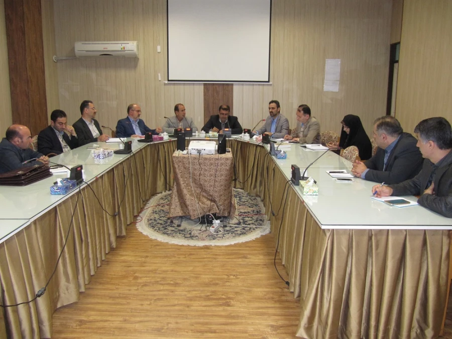جلسه بررسی اعلام نیاز استان  در خصوص رشته های درسی