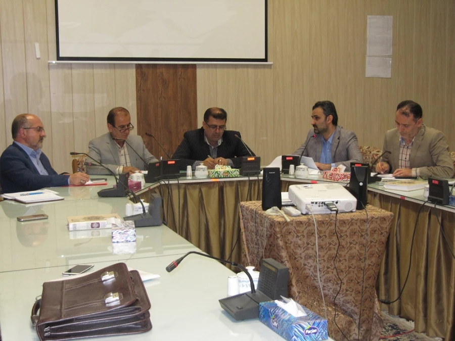 جلسه بررسی اعلام نیاز استان  در خصوص رشته های درسی