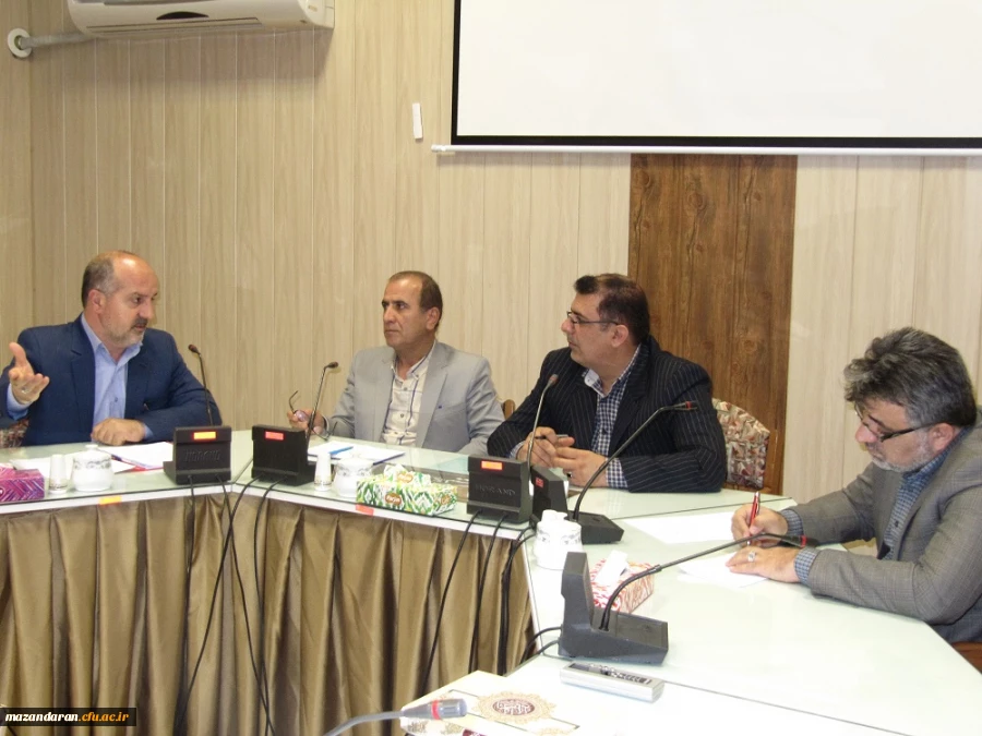 هفتمین جلسه سمپوزیوم بررسی کارآمدی شورای معلمان استان