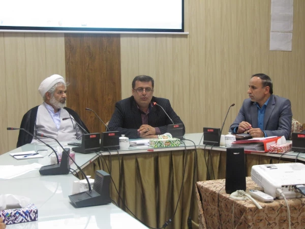 جلسه بررسی عملکرد شوراها و کمیته ها استان