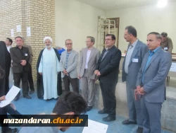 باحضور دکتر طاهری نیا معاونت پژوهشی دانشگاه فرهنگیان انجام شد:
بازدید از روند برگزاری امتحانات پایان نیم سال تحصیلی 96-97