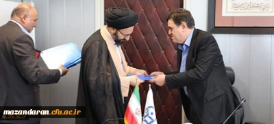 حجت الاسلام و المسلمین دادگر در اولین جلسه شورای نظارت ارزیابی:
نظارت و ارزیابی باید در پاسداشت برنامه ها و اهداف دانشگاه مرزبانی نظری و عملی کند