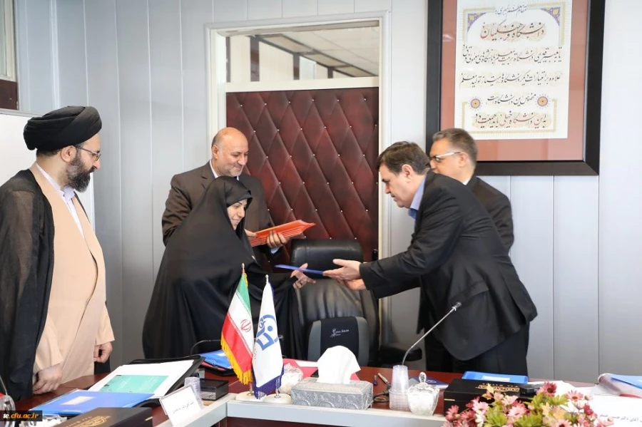 نخستین نشست شورای تخصصی نظارت، ارزیابی و تضمین کیفیت دانشگاه فرهنگیان برگزار شد.