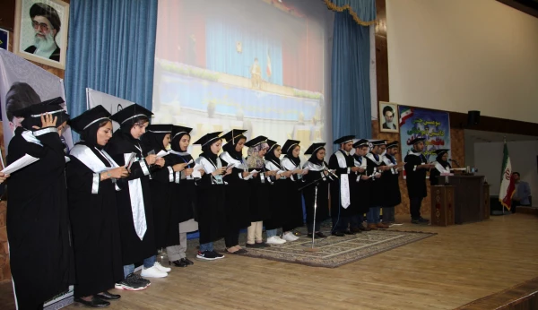 با حضور مدیر امور پردیس های استان مازندران برگزار شد:
جشن دانش آموختگی دانشجومعلمان ورودی 93 پردیس ها و مراکز آموزش عالی استان مازندران