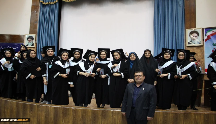 با حضور مدیر امور پردیس های استان مازندران برگزار شد:
جشن دانش آموختگی دانشجومعلمان ورودی 93 پردیس ها و مراکز آموزش عالی استان مازندران