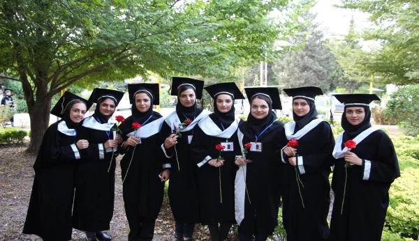 با حضور مدیر امور پردیس های استان مازندران برگزار شد:
جشن دانش آموختگی دانشجومعلمان ورودی 93 پردیس ها و مراکز آموزش عالی استان مازندران