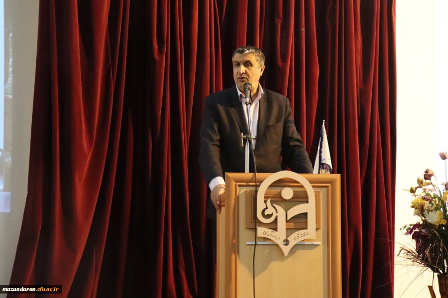 مراسم استقبال از دانشجویان جدیدالورود 97