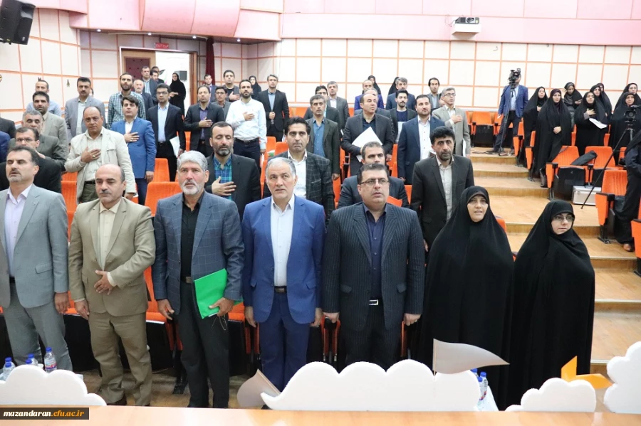 نخستین سمپوزیوم " بررسی کارآمدی شورای آموزگاران"