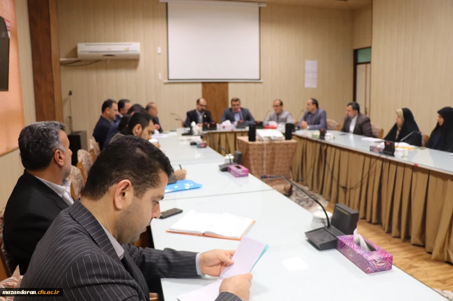 با حضور دکتر عظیمی مدیر کل محترم برنامه ریزی فرهنگی دانشگاه فرهنگیان انجام شد:
نشست صمیمی با مسولان و کارشناسان فرهنگی دانشگاه فرهنگیان مازندران