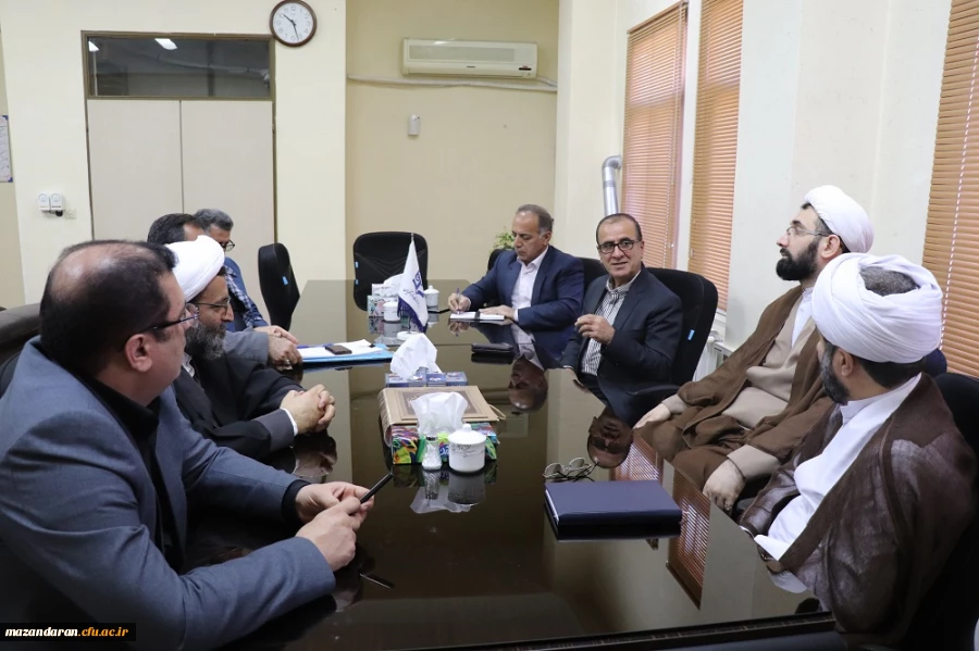 در هفته پژوهش 97 صورت گرفت:
انعقاد تفاهم نامه همکاری مابین دانشگاه فرهنگیان و دانشگاه پیام نور استان مازندران