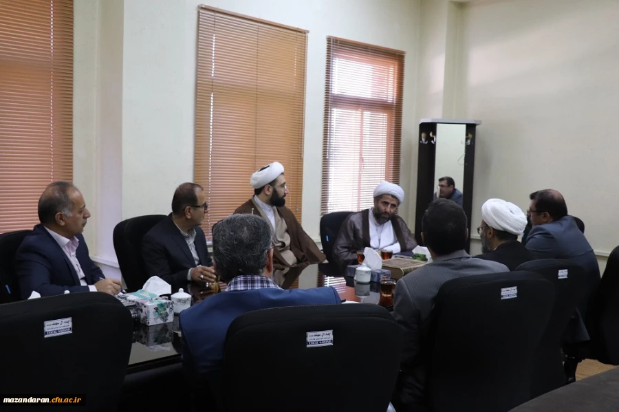 در هفته پژوهش 97 صورت گرفت:
انعقاد تفاهم نامه همکاری مابین دانشگاه فرهنگیان و دانشگاه پیام نور استان مازندران