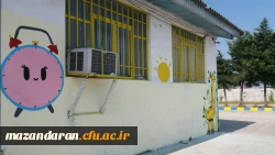 لبخند رضایت دانش آموزان از حضور جهادگران مرکز حضرت فاطمه (س) قائمشهر درمدرسه زمردیان