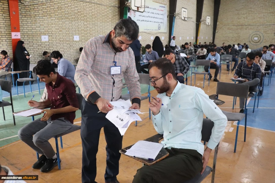 بازدید سرپرست دانشگاه فرهنگیان مازندران از جلسه امتحان دانشجویان