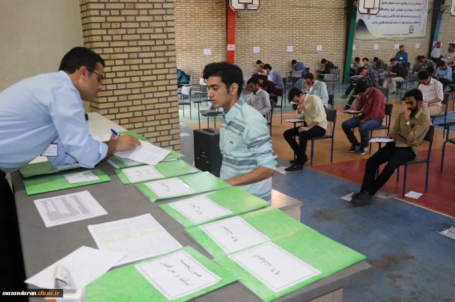 بازدید سرپرست دانشگاه فرهنگیان مازندران از جلسه امتحان دانشجویان