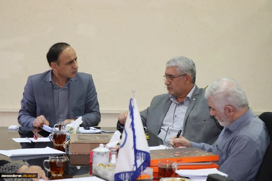 جلسه هم اندیشی گروه معارف اسلامی در دفتر سرپرست دانشگاه فرهنگیان مازندران برگزار شد
