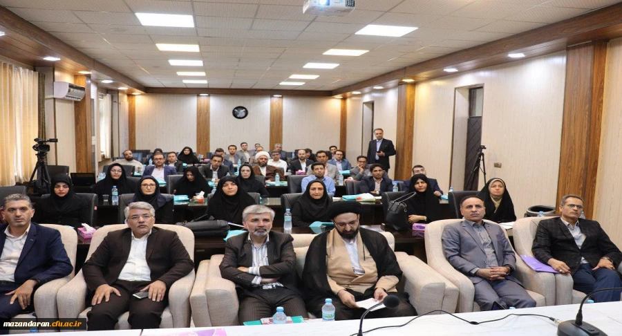 دوره آموزشی بدو استخدام اعضای هیات علمی پیمانی پیمانی در مرکز آموزش عالی شهید مطهری نوشهر برگزار شد. 2