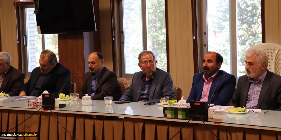 جلسه با اعضای هیئت علمی دانشگاه